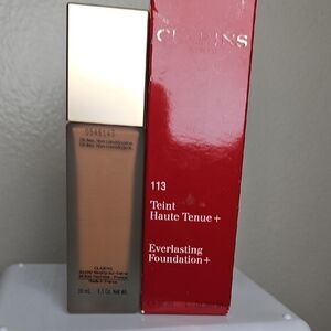 Clarins Paris  Everlasting Foundation in Chestnut 113 30ml